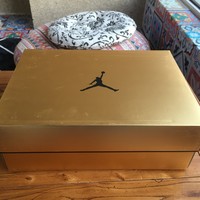AIR JORDAN 12 RETRO CNY运动鞋外观展示(金扣|图案|鞋标)