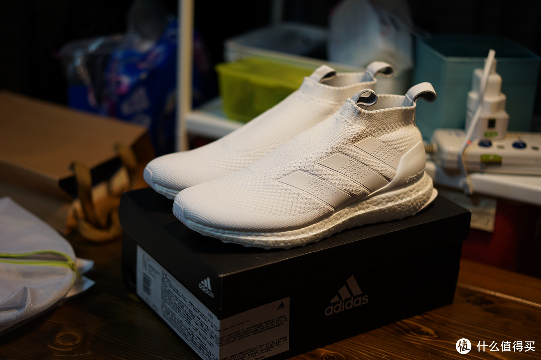 大妈首晒—A16+ ULTRABOOST 纯白色开箱.试穿.简评