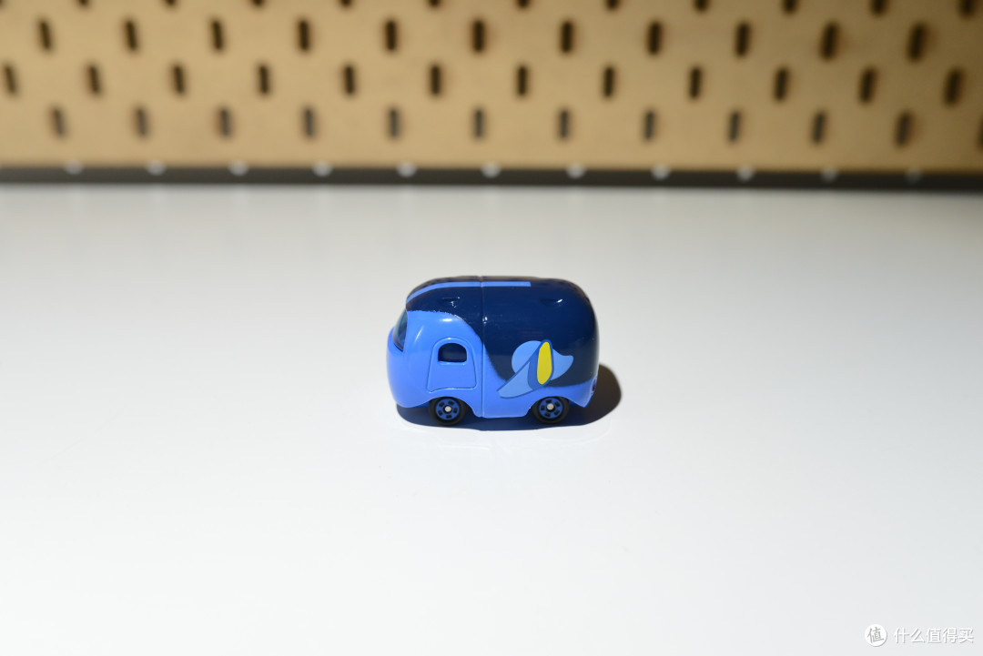侧面