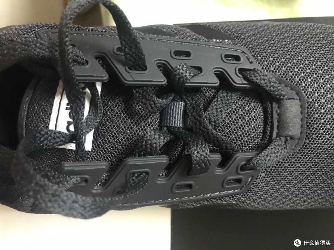 给老公买的鞋子(三):Adidas 阿迪达斯 NEO 休闲跑步鞋+我的两双