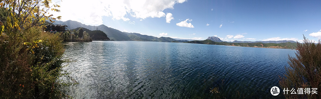 泸沽湖近全景