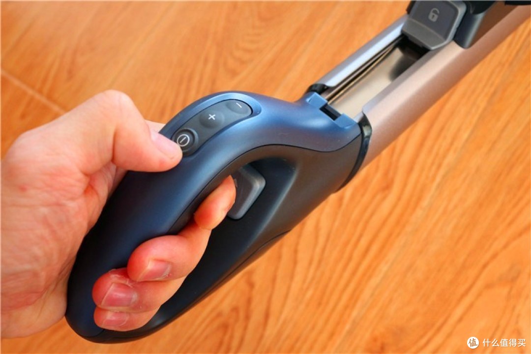 Electrolux 伊莱克斯 PF91-5EBF（F9）试用：进口电机，高度可调，5步过滤！