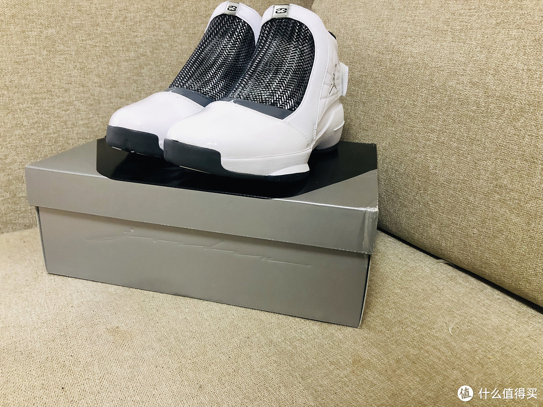 有人说,18之后再无AJ,我看未必—AIR JORDAN 19 OG