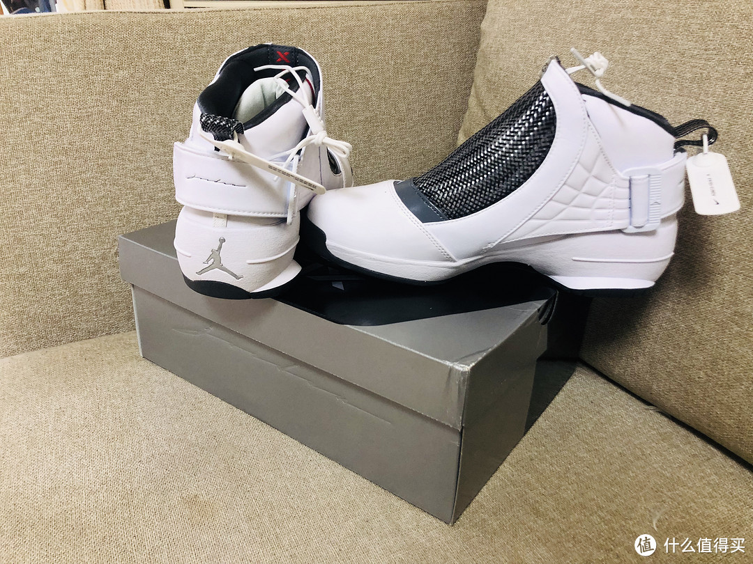 有人说,18之后再无AJ,我看未必—AIR JORDAN 19 OG