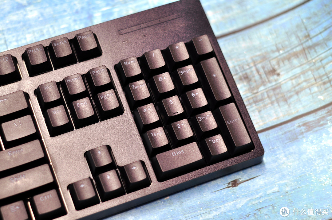 价格便宜量又足，雷柏V708多模背光茶轴机械键盘入手