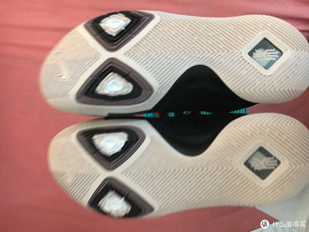 欧文3-Nike Kyrie 3 Silt Red开箱