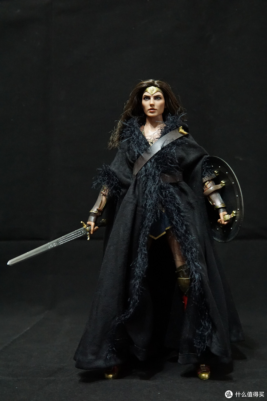 不像加朵的神奇女侠，Hottoys 正义联盟 神奇女侠 3.0 豪华版