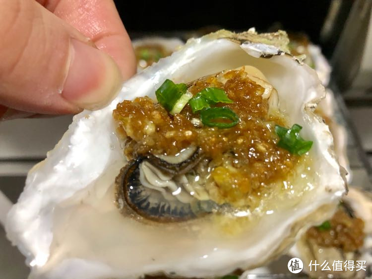 鲜香瘦美,蒜蓉烤生蚝