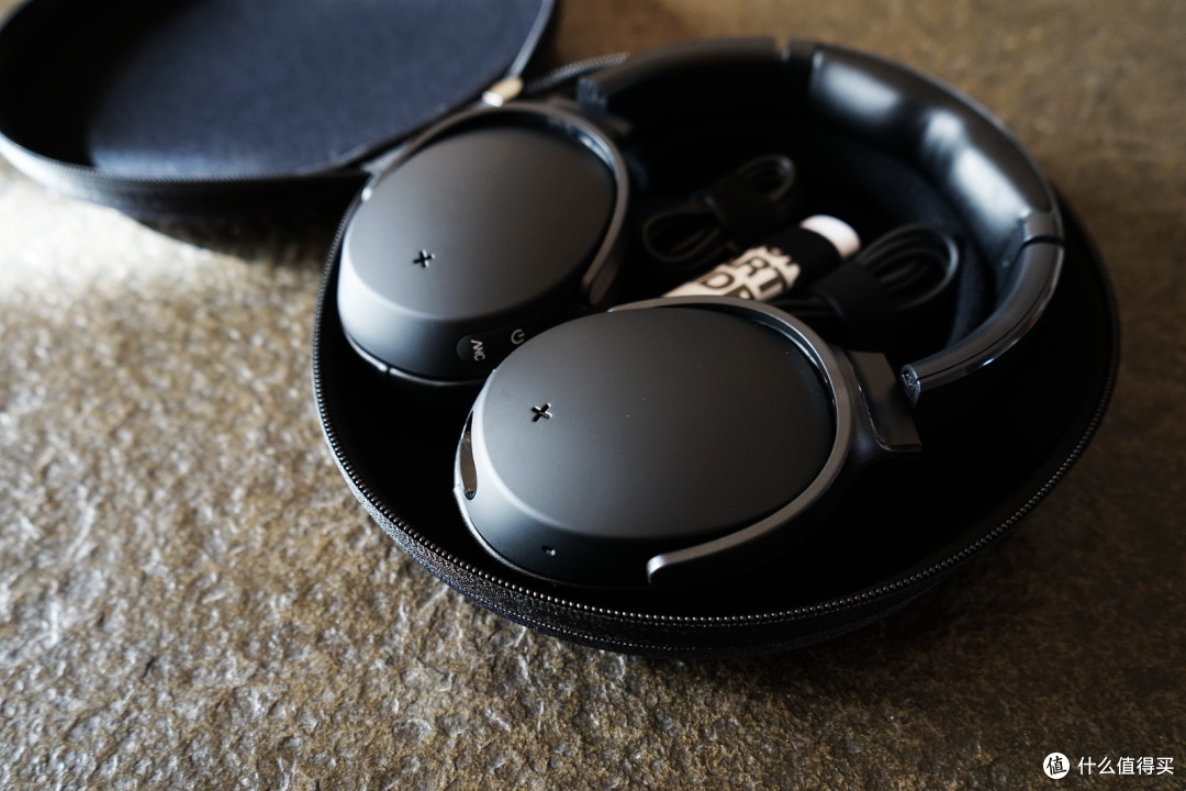 这是一个潮品--Skullcandy Venue蓝牙主动降噪耳机