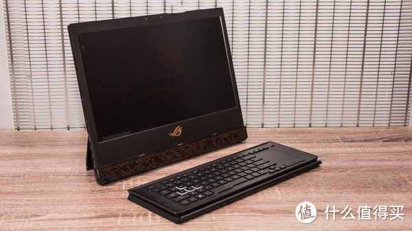 RGB键盘可拆卸折叠：ASUS 华硕 发布 ROG Mothership GZ700 变形本