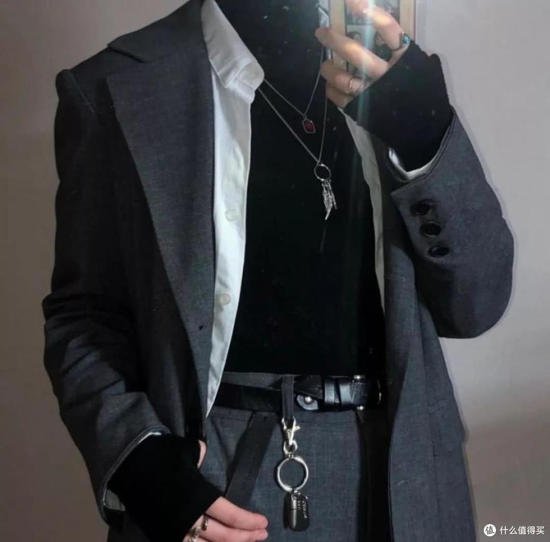 冬天还没过,爱美的人就穿起了春装