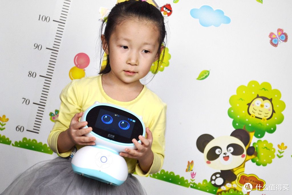 孩子学习成长路上的“小跟班”：398元的巴巴腾智能机器人S3评测