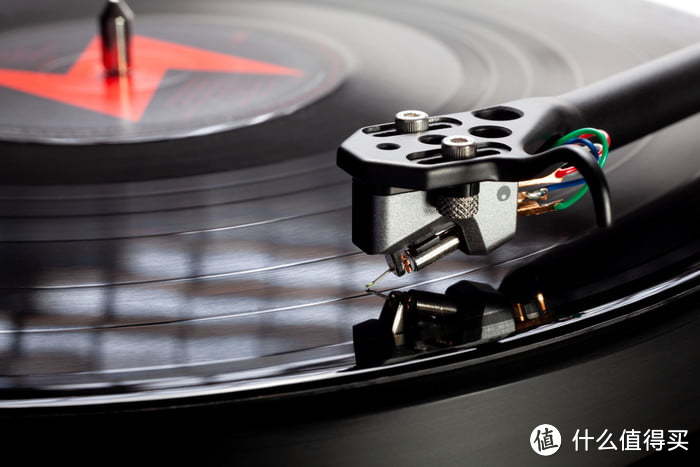 支持aptX HD的高端黑胶：Cambridge Audio 推出 Alva TT 蓝牙黑胶唱机