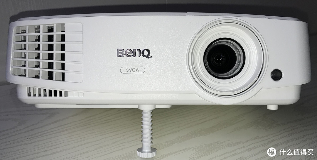 摒弃线缆束缚 BenQ E310演绎全新会场