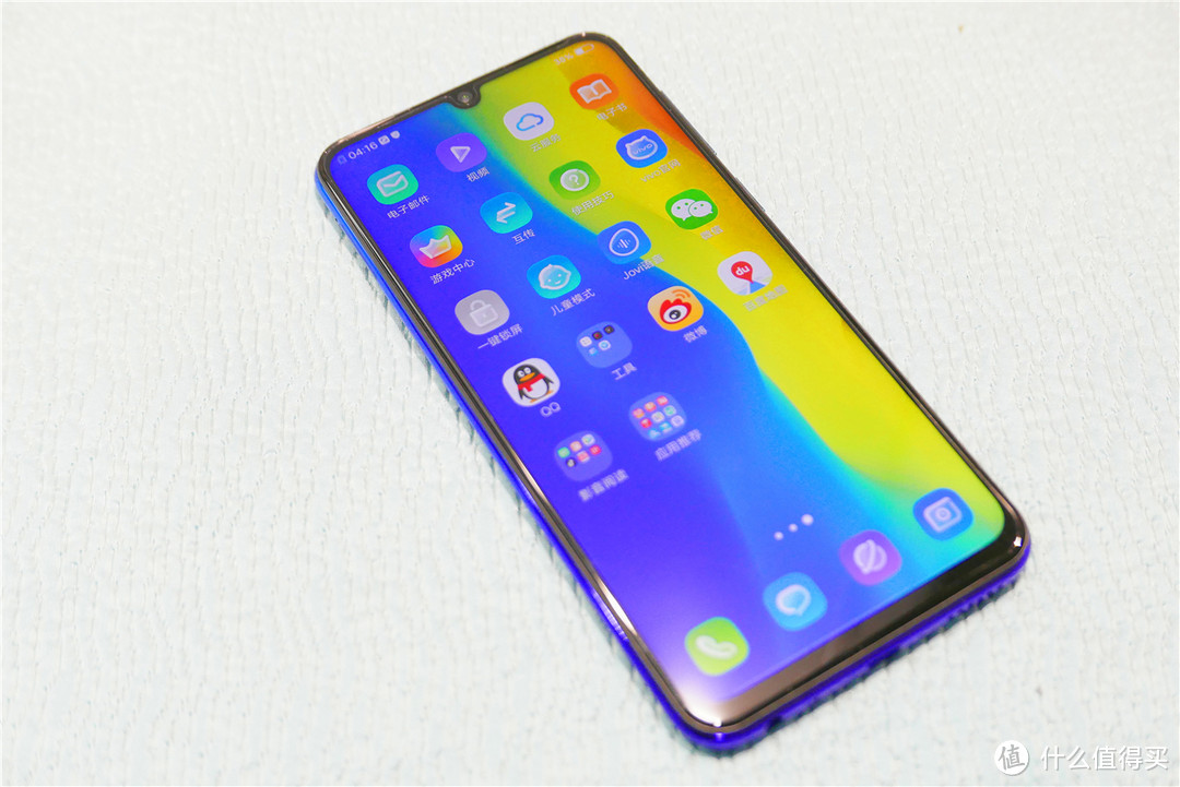 芯全面屏的好选择---vivo Z3 手机