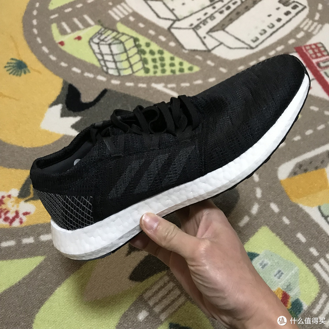 价格低支撑弱！只能随便穿穿的Adidas PureBOOST GO