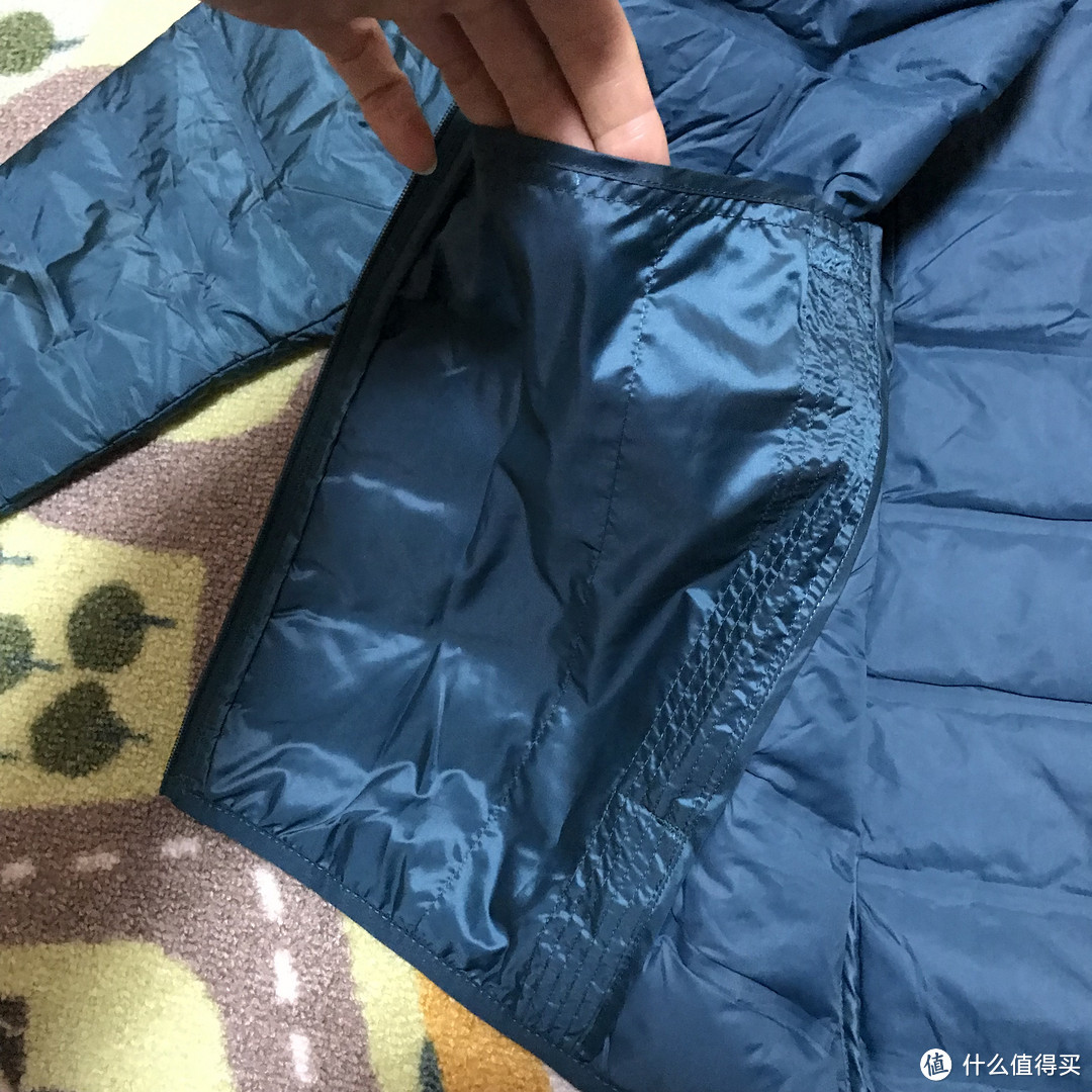 149超实惠！UNIQLO 男士无缝轻型羽绒服