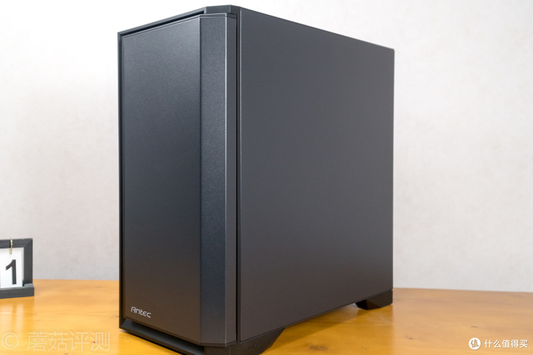 简约不简单,安静更冷静!安钛克(Antec)P101静音中塔水冷电脑机箱