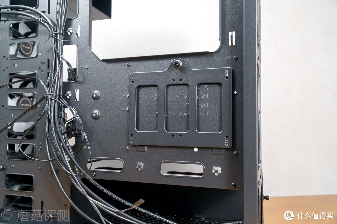 简约不简单,安静更冷静!安钛克(Antec)P101静音中塔水冷电脑机箱
