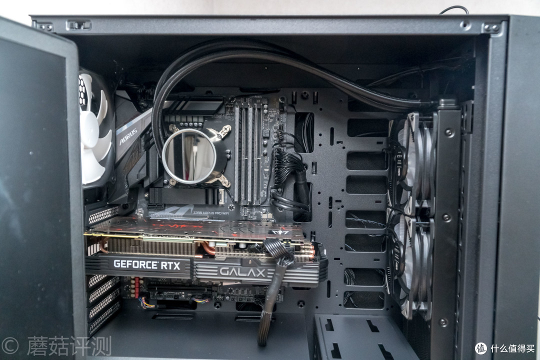 简约不简单,安静更冷静!安钛克(Antec)P101静音中塔水冷电脑机箱