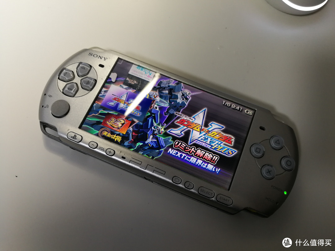 可随身携带的经典怀旧掌机——SONY PSP3000