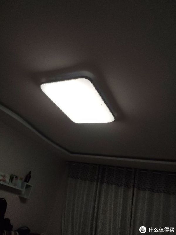 最暗5w左右，当小夜灯