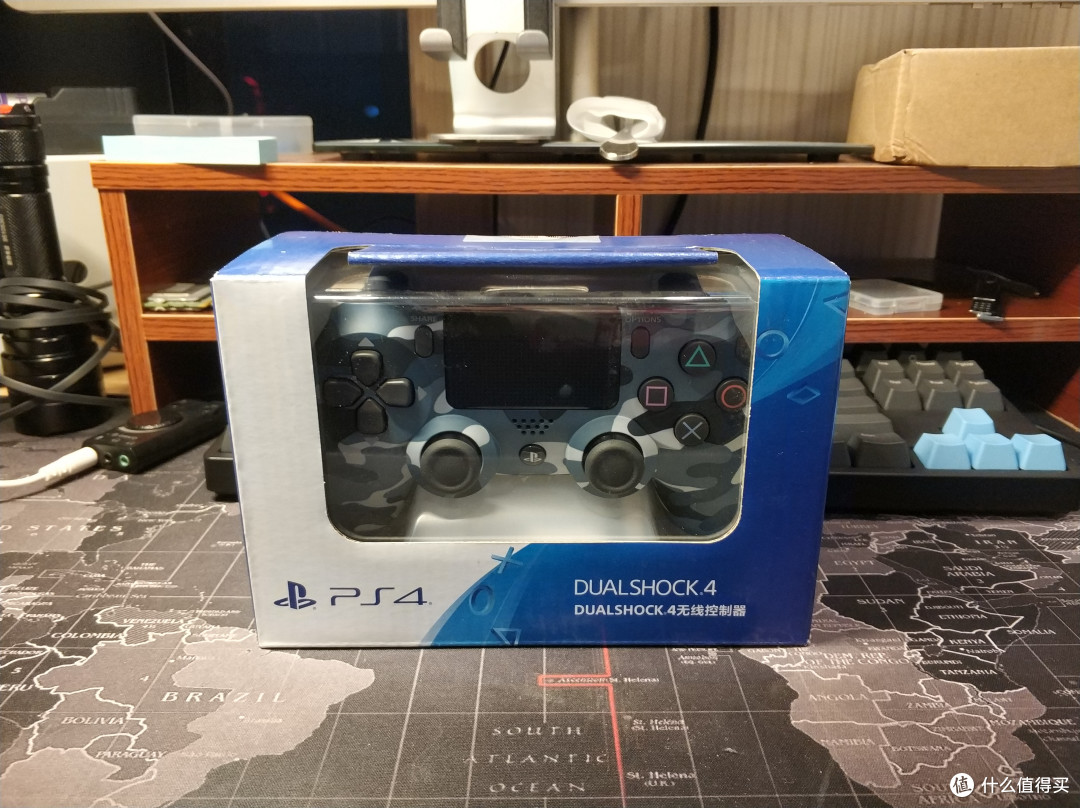 软硬件杂谈篇三每生产一个ps4手柄都意味着迷彩版ps4手柄与ps4手柄