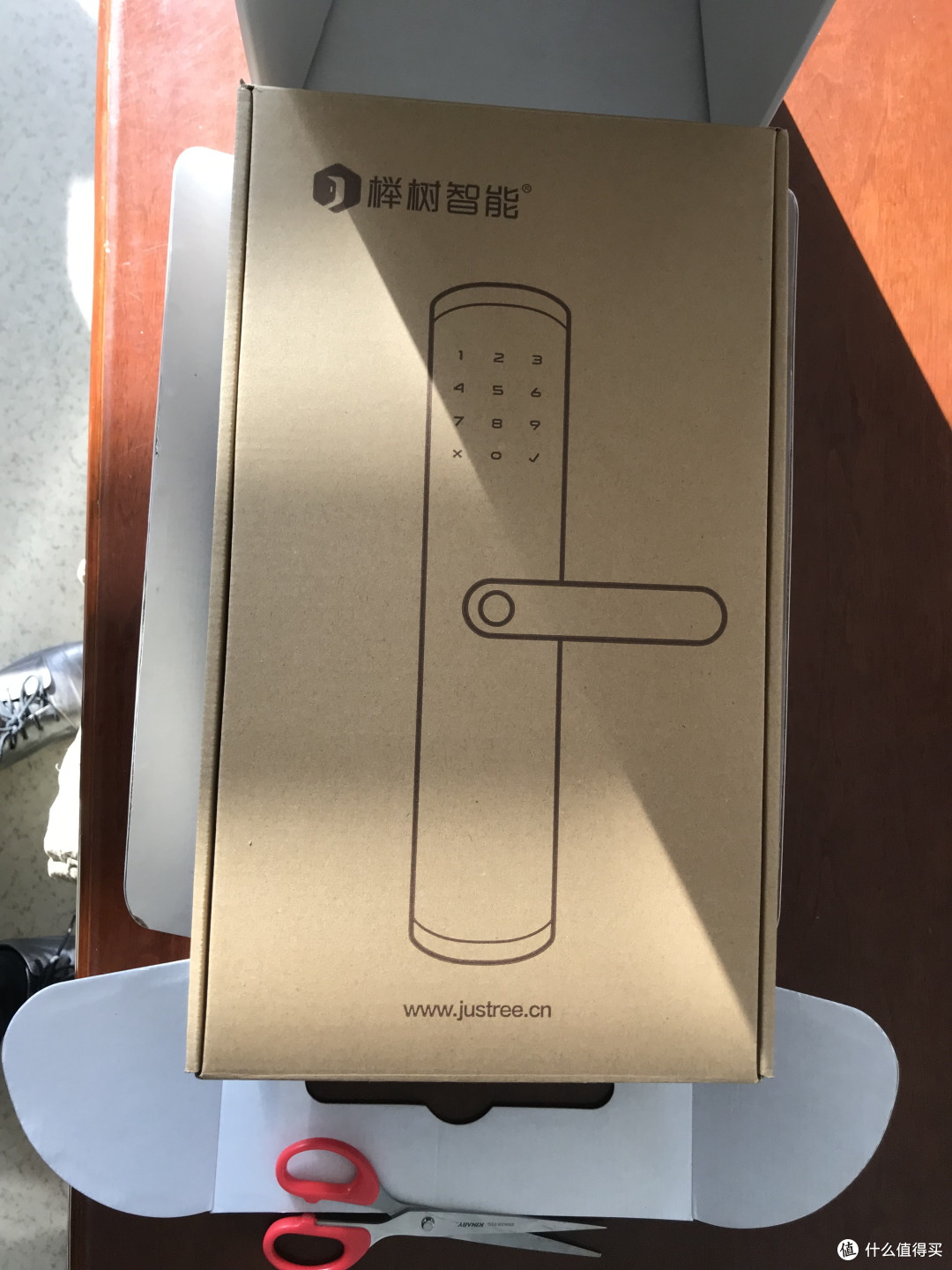 妈妈再也不用担心我忘记带钥匙——榉树智能指纹锁V1众测报告