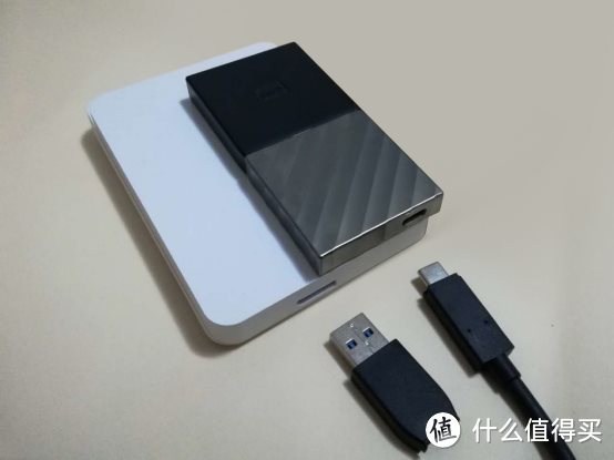 西部数据MY PASSPORT SSD移动固态硬盘上手体验