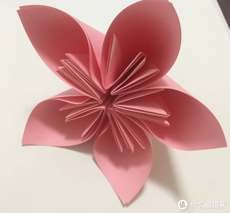 好看的樱花折纸教程来了，超级简单！