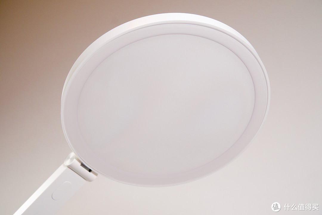 国标新A级照明标准护眼无蓝光 米家台灯Pro体验分享