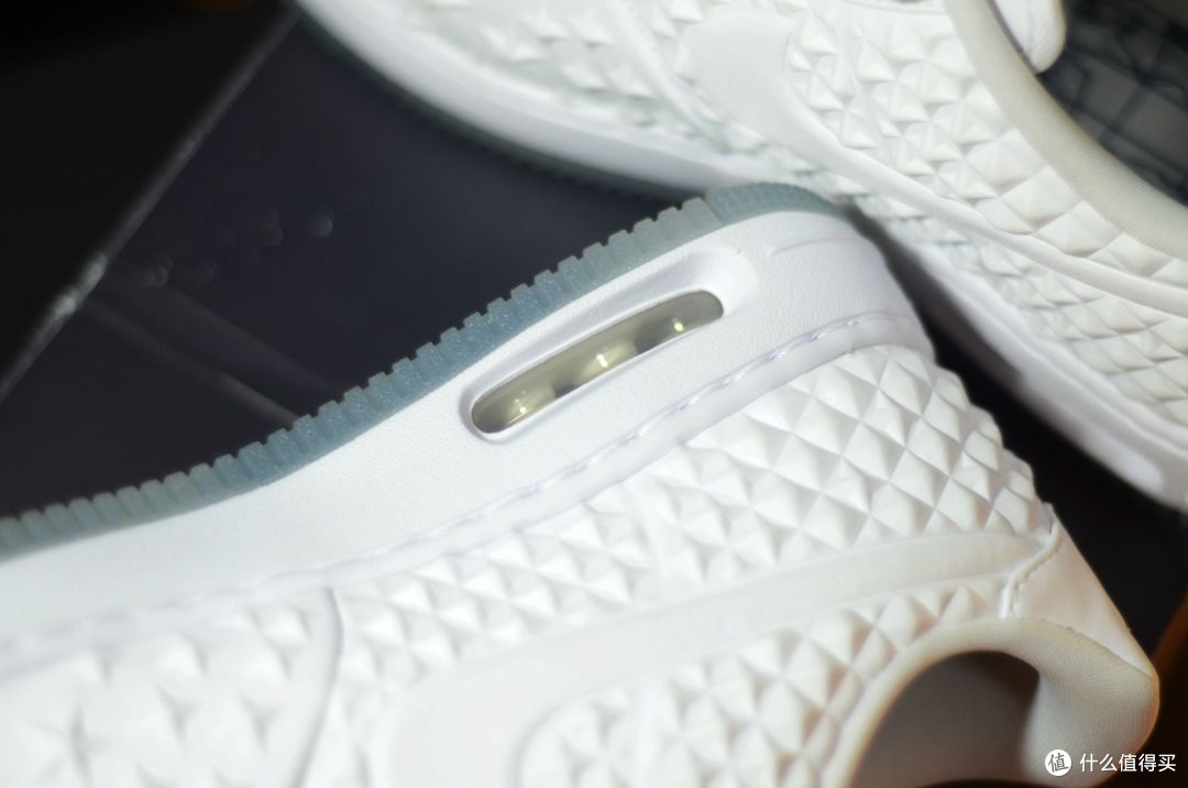 你的鞋柜一定要有一双NIKE AIR FORCE 1