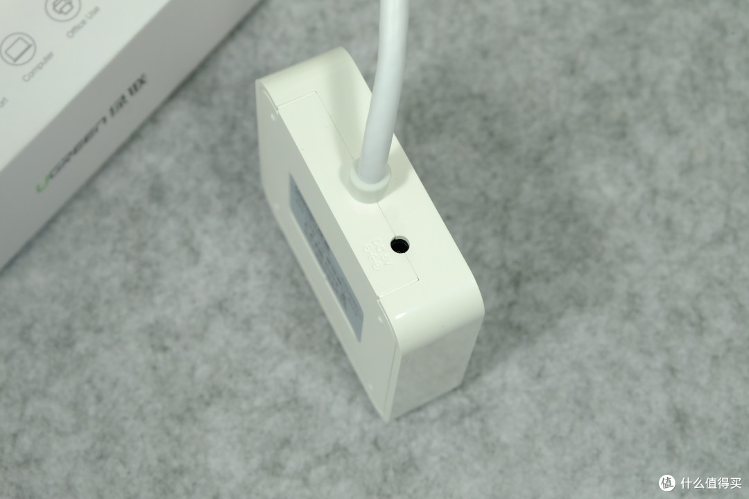 解决电脑USB接口过少的利器:绿联USB3.0接口扩展器