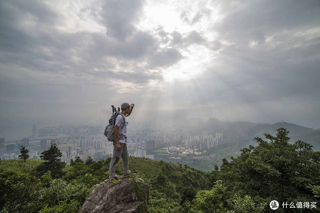 香港西贡象山，忽然来了一束光！