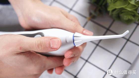 松下EWM1311水牙线(冲牙器):随时随地给牙齿一次有氧SPA