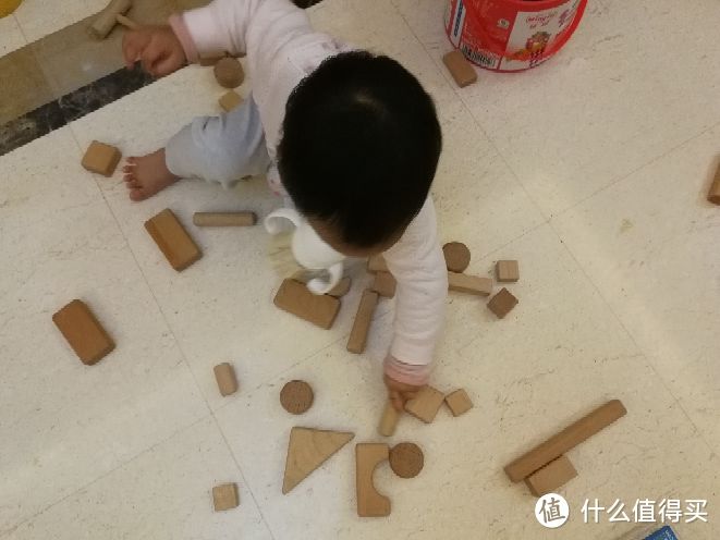 会玩儿的孩子更聪明—盘点0-2岁宝宝必备玩具