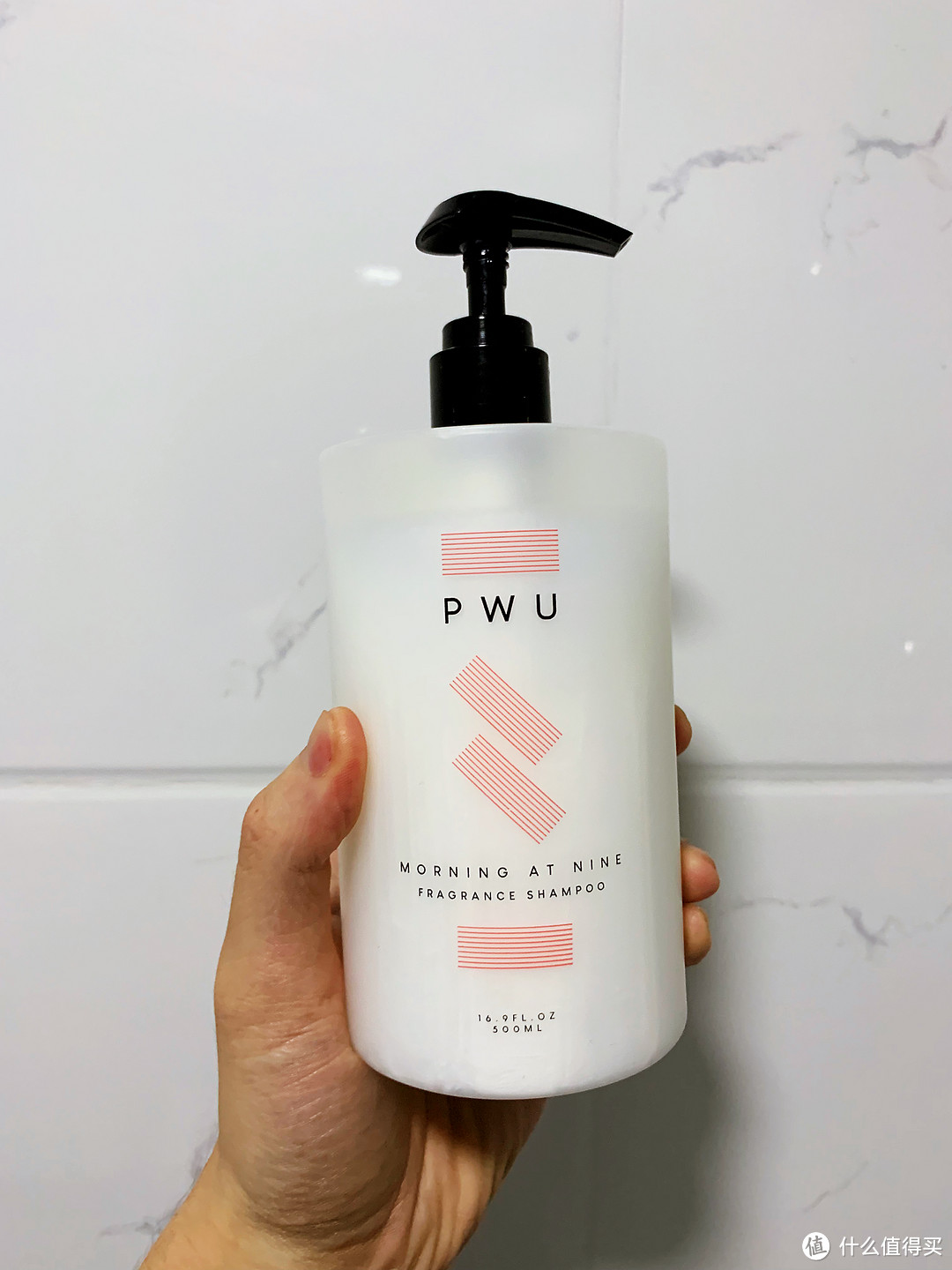 中规中矩：PWU朴物大美小苍兰香氛柔顺亮泽无硅油洗发水 使用体验
