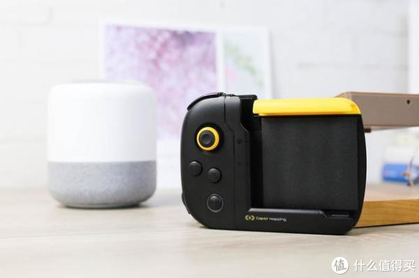 飞智黄蜂单手手柄评测:吃鸡开黑装备在手,快人