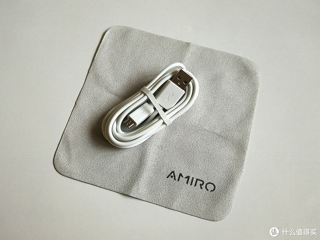 照亮你的“丑”，没有福利的普通报告——AMIRO MINI系列 高清日光化妆镜