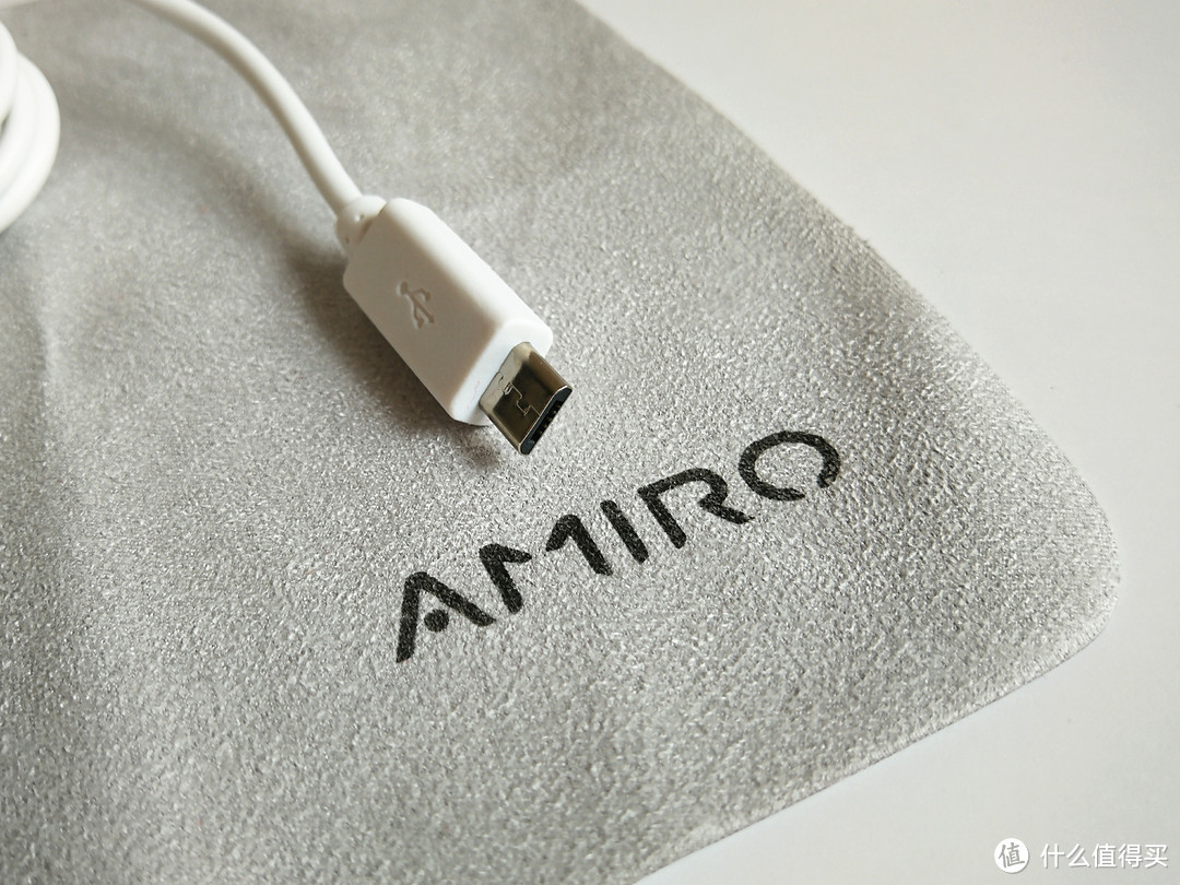 照亮你的“丑”，没有福利的普通报告——AMIRO MINI系列 高清日光化妆镜