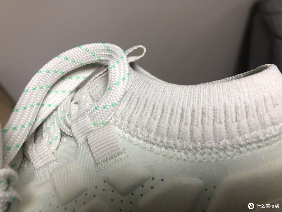 长草一整年，拔草一瞬间—Under Armour 安德玛  HOVR Phantom NC 开箱