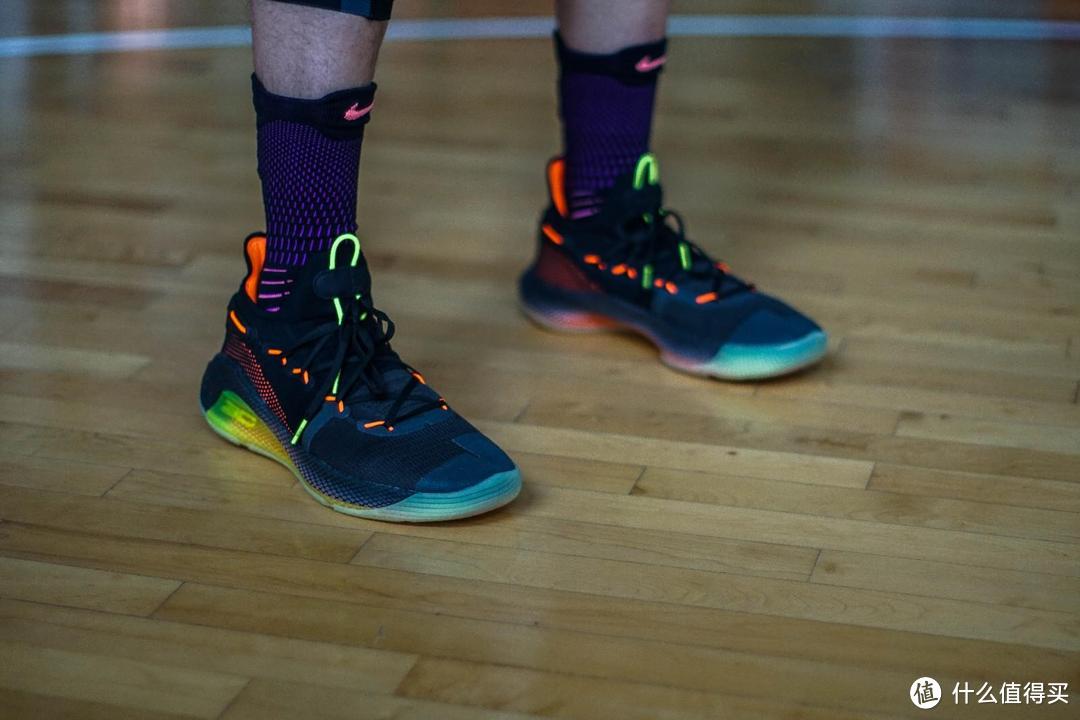 球鞋90秒丨Under Armour Curry 6（76期）