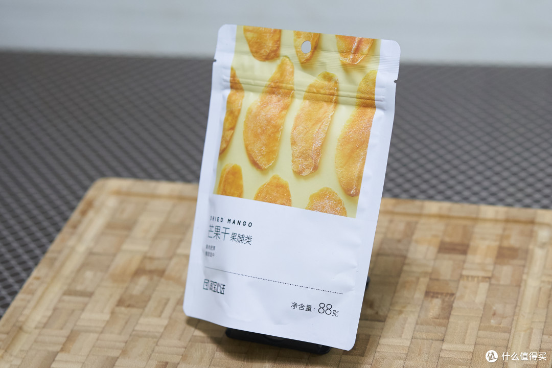 让我开心又失落，总是吃不胖的零食：近猪者吃 淘宝心选零食大礼包