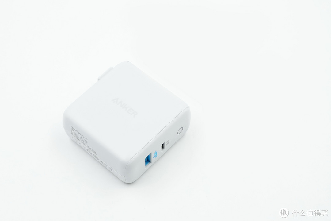 双口同时快充，ANKER PowerPort PD+2充电器（A2626）上手评测