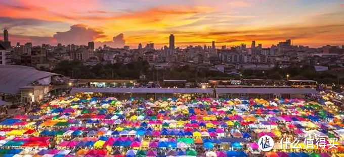 考山路 恰图恰周末市场 ArtBox夜市 曼谷好逛好吃6大夜市