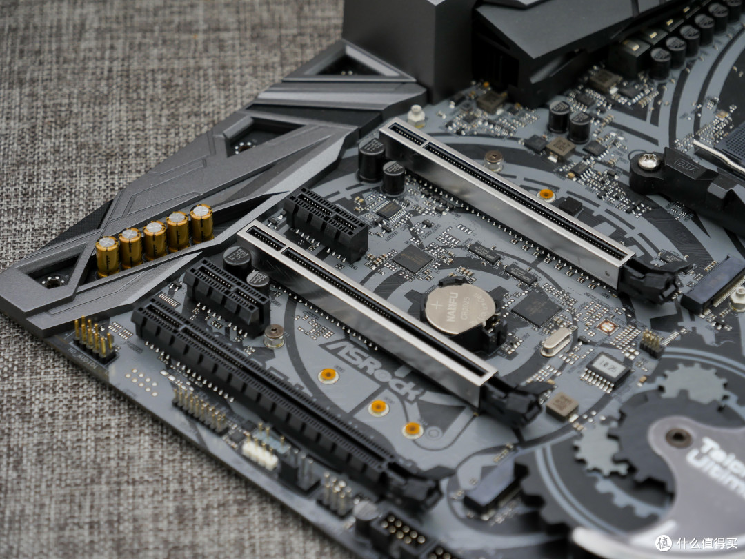 2019年了,AMD的双显卡交火能代言性价比吗