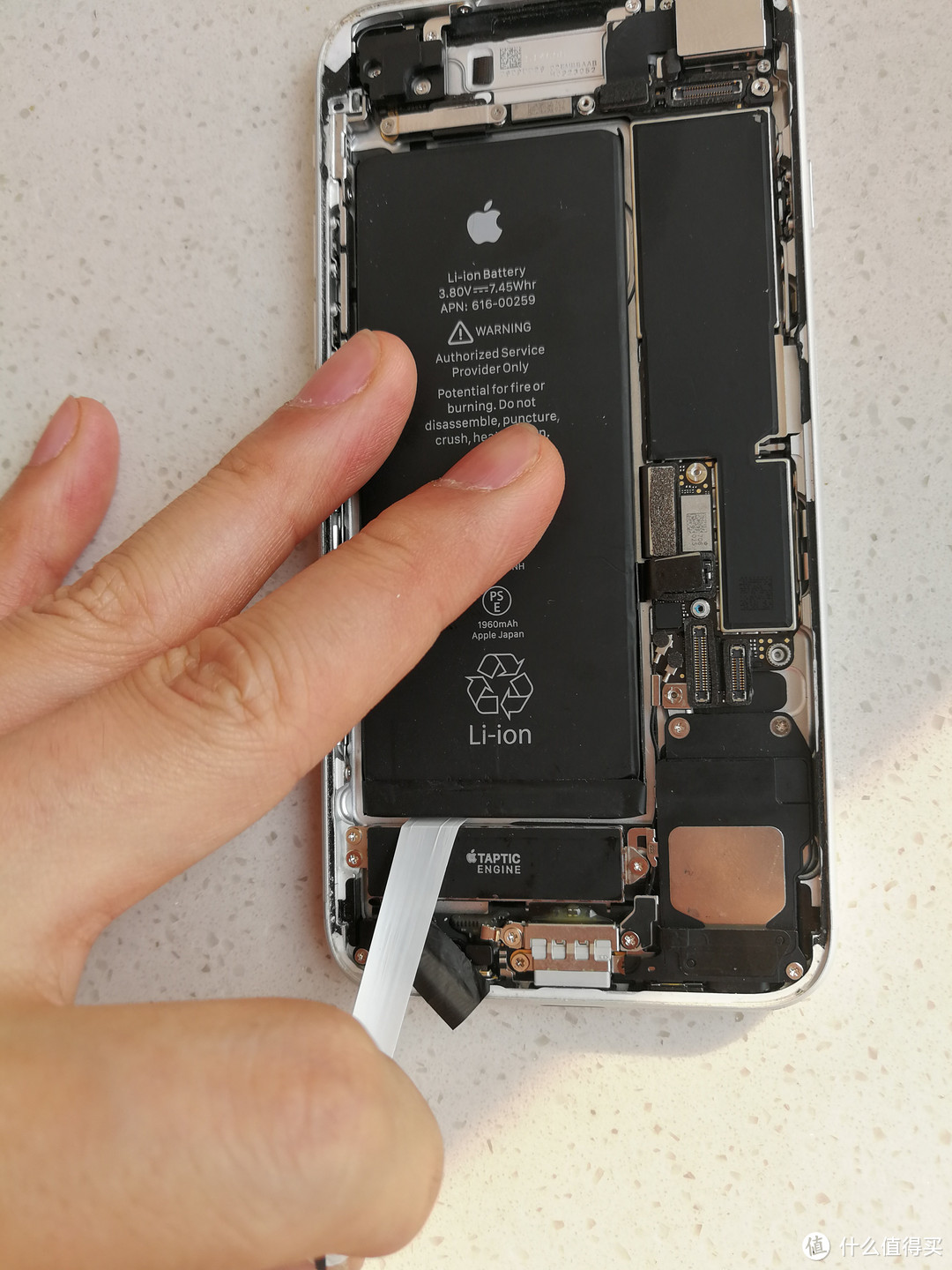 iPhone 7更换电池攻略，各种注意事项教你避坑