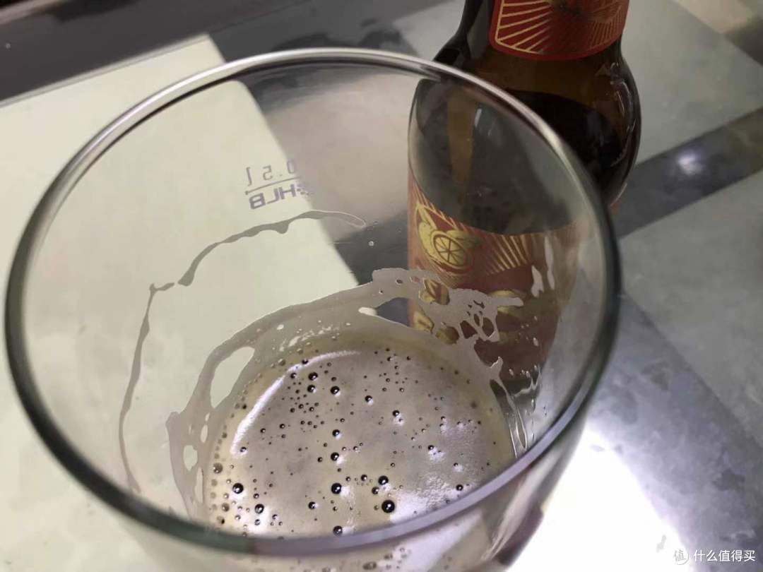 开箱测评:拳击猫新春定制“大橘大力”精酿啤酒,真有说的那么好喝?