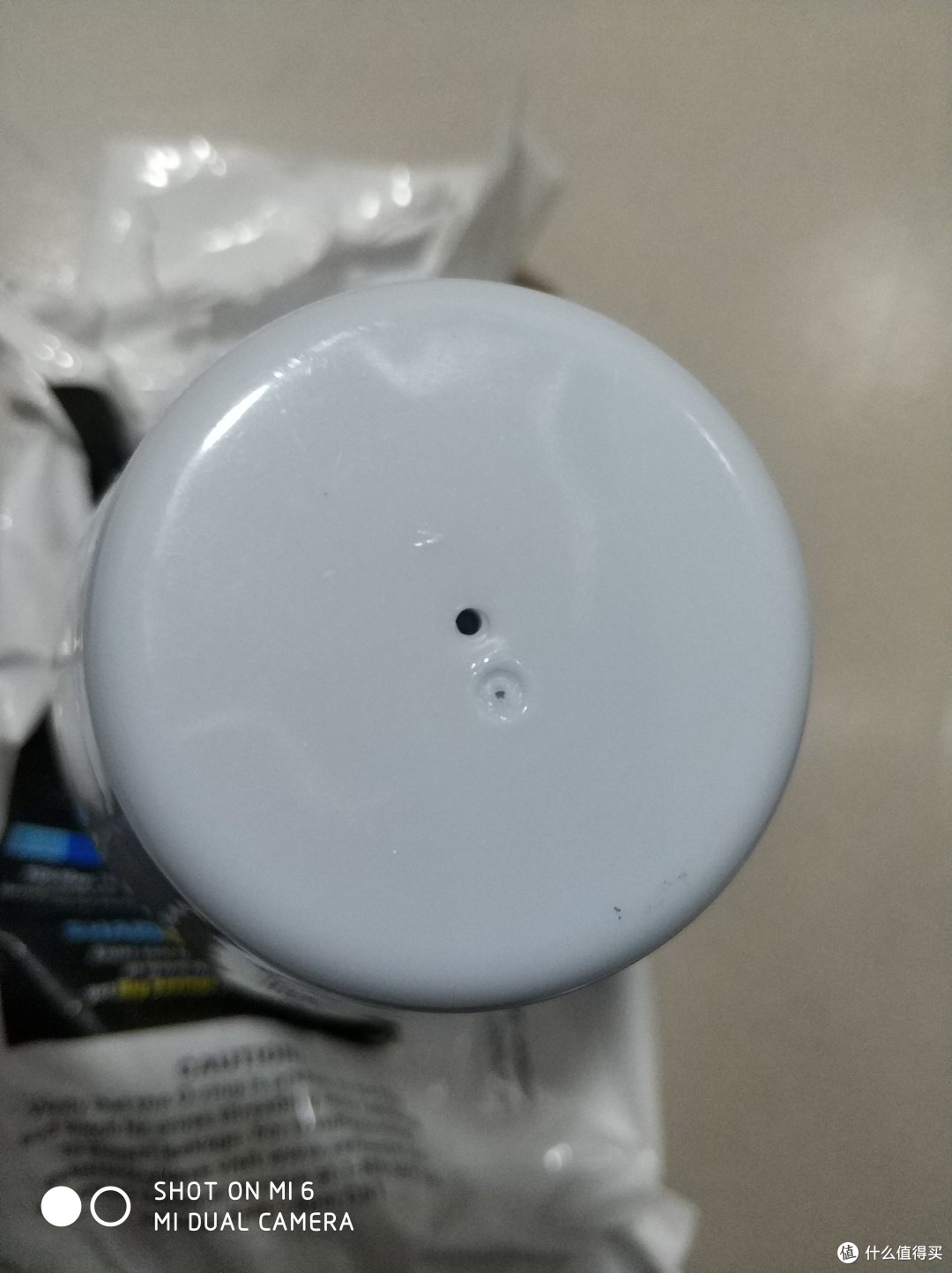 滤芯底部,就是从这里下出水 滤芯底部,就是从这里下出水