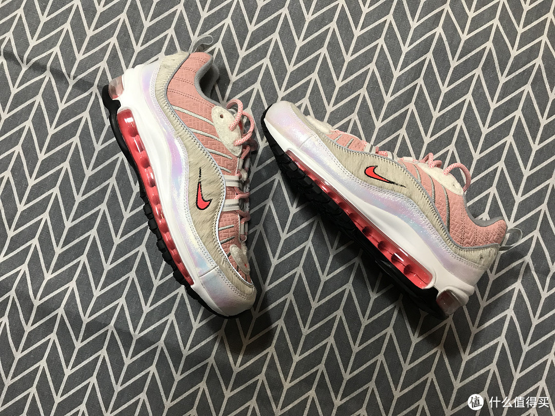 适合女生的新年应景鞋！NIKE AIR MAX 98 CNY